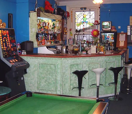 Hayward 2* Blackpool