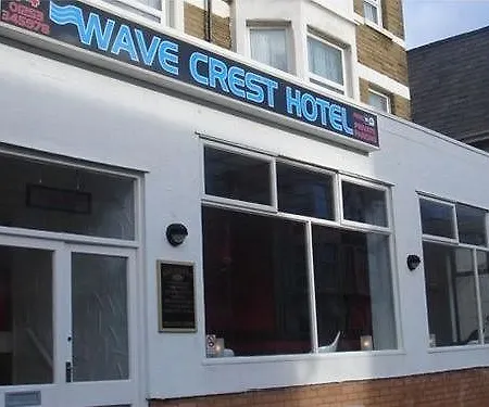 Oyo Wave Crest Hotel 4*