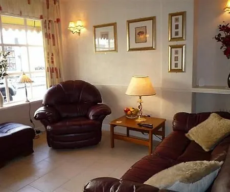 Seagull Bed & Breakfast 3*