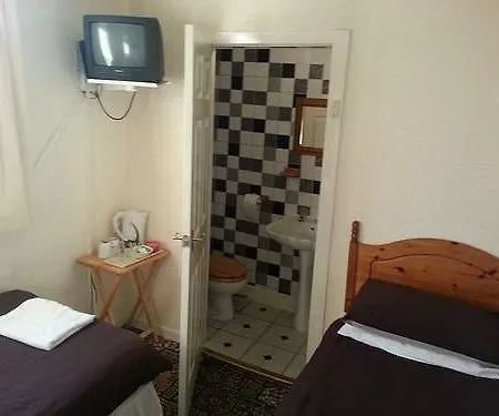 The Wakefield House Hotel 2*