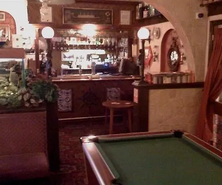 ベッド・アンド・ブレックファスト The Molly House 4*