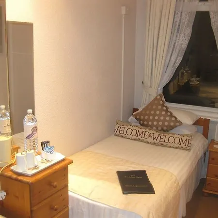 Rockdene 3*