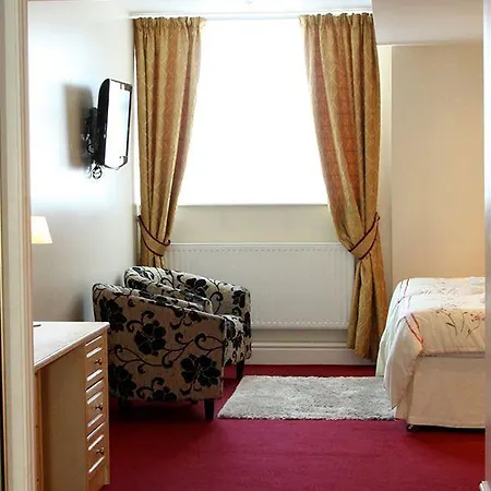Royal Seabank Hotel 3*