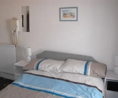 Hotel The Glyndale 3*