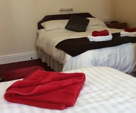 Bed & Breakfast Beverley Dean - Children Over 5 Years Welcome - Continental Breakfast Blackpool