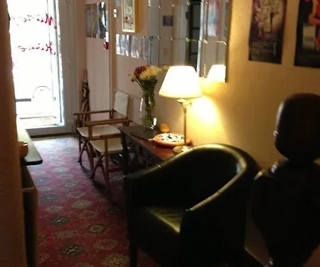 Bed & Breakfast Manor House 3*