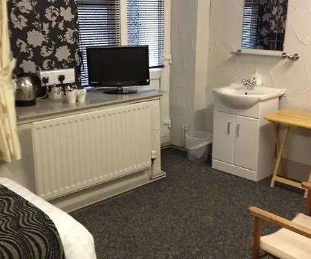Bed & Breakfast Manor House Blackpool