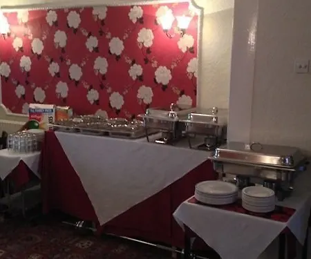 Bed & Breakfast Manor House 3*