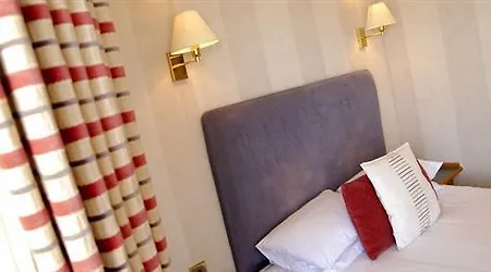 Claremont Hotel 3*