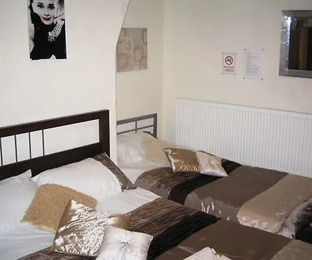 The Castleton 3* Blackpool