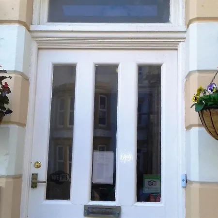 The Castleton Bed & Breakfast Blackpool