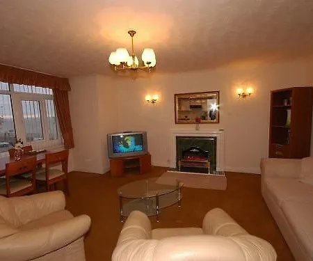 One Rutland Gate Apartment *