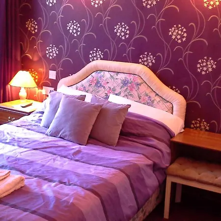 Guest house The Trafalgar 3*