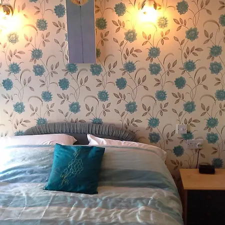 The Trafalgar Guest house 3*
