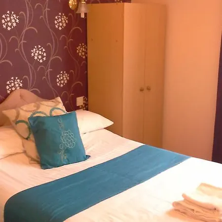 The Trafalgar 3*