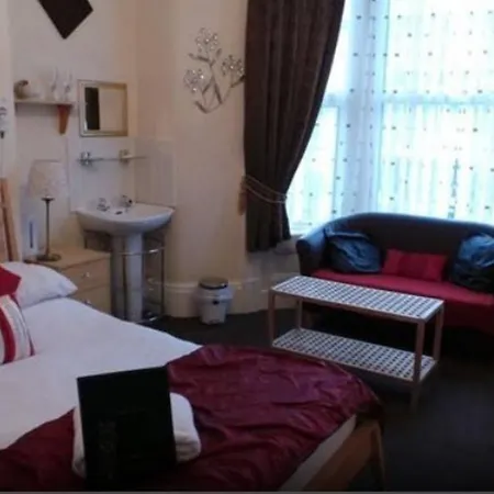 The 3* Blackpool