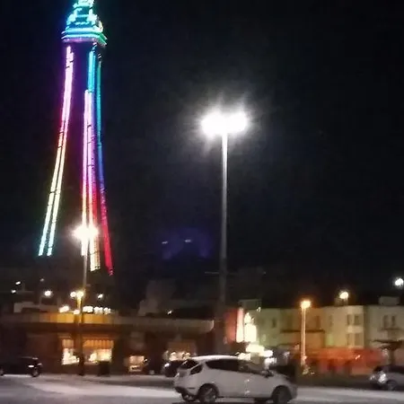 Montgomery 3* Blackpool