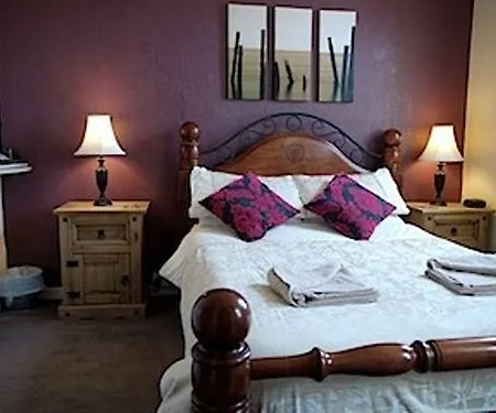 Hotel Heywood House 3*