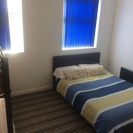 Harlsden 3* Blackpool