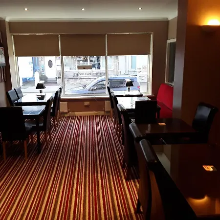 Manchester House Bed & Breakfast 3*