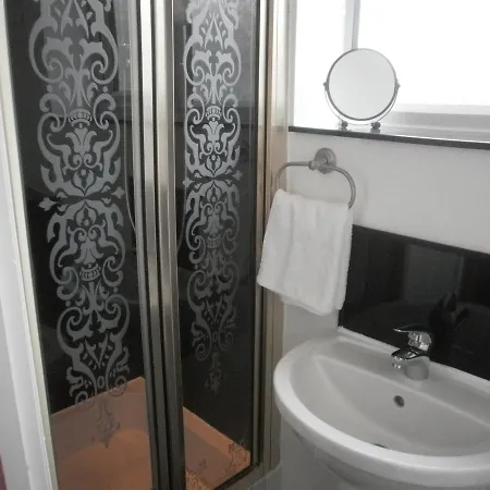 Bed & Breakfast The Withnell Blackpool