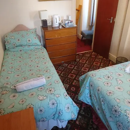 Fernlea Hotel 2*