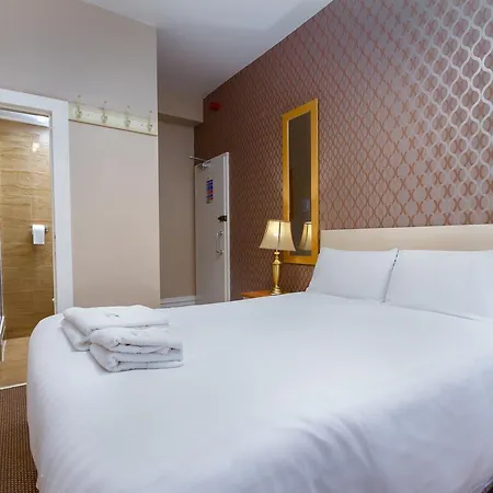 Maples Hotel 3*
