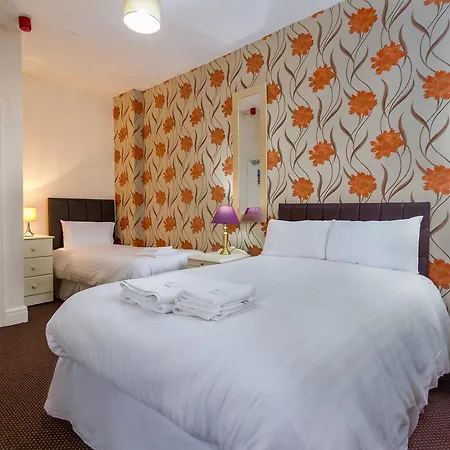 Maples 3* Blackpool