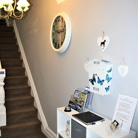 Le Papillon 4* Blackpool