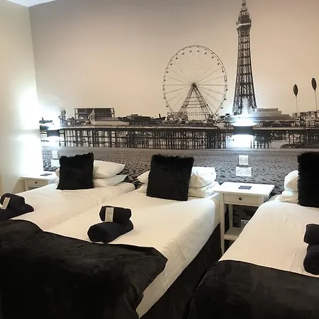 Happy Return Hotel Blackpool