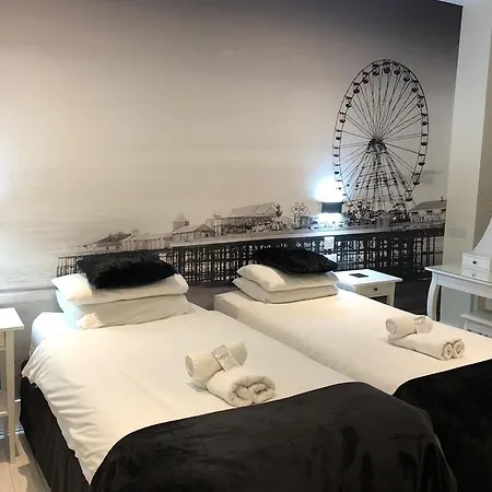 Happy Return Hotel Blackpool