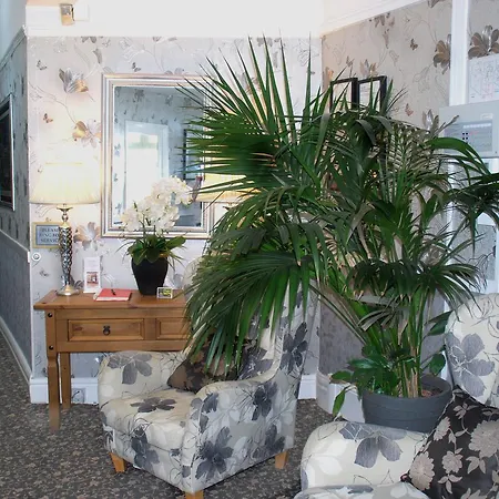 Hotel Brincliffe 4*