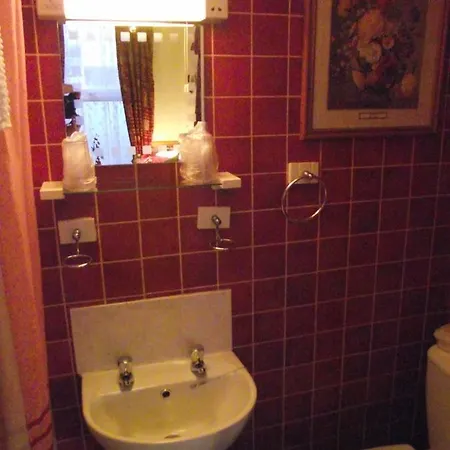 Bed & Breakfast The Molly House 4*