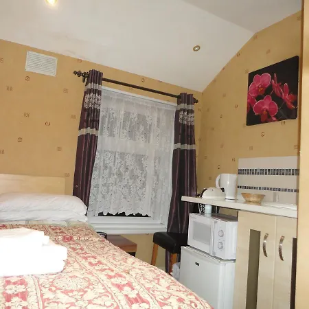 Ivanhoe 2* Blackpool
