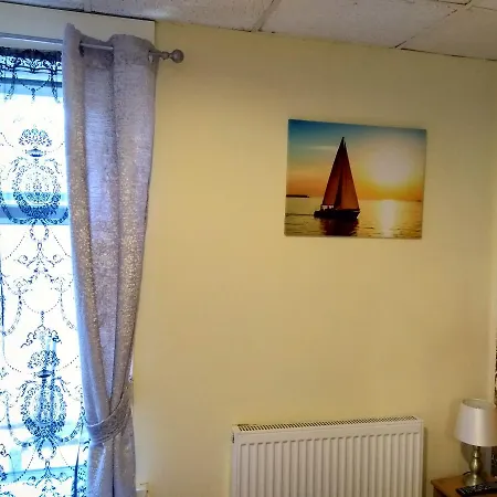 Ringbane House Bed & Breakfast 2*