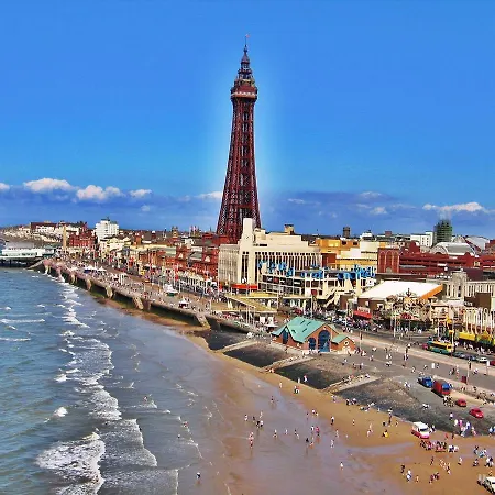 The Beechfield 3* Blackpool