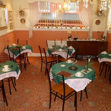 Hotell Camelot - Couples Only 3*