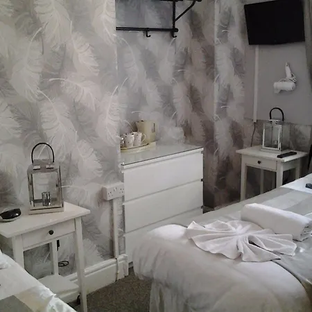 Rimini 3* Blackpool