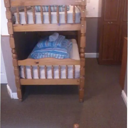 Dering Bed & Breakfast 3*