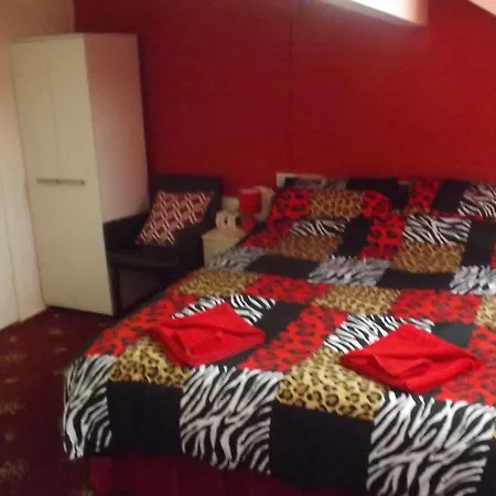 Bed & Breakfast Friends Hotel Blackpool