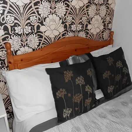 The Lanes Guest house 2*