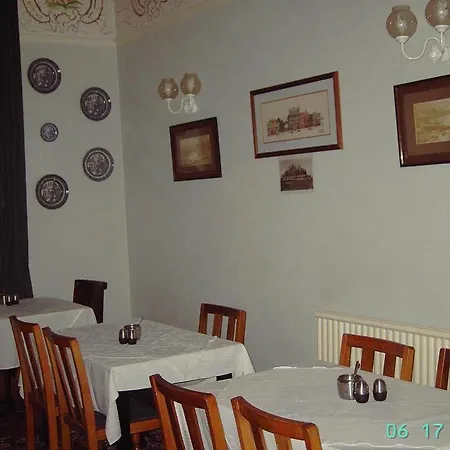 Hotell Ash - 3*