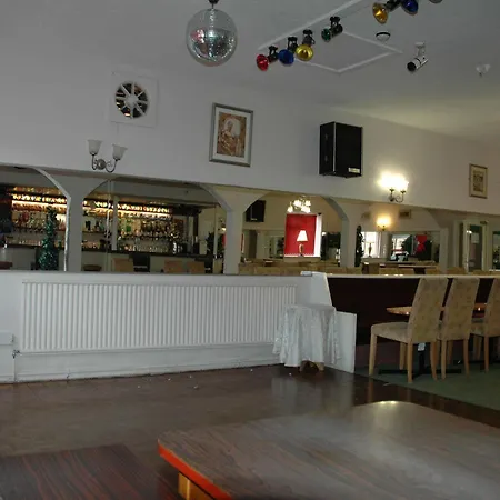 Arncliffe Hotel