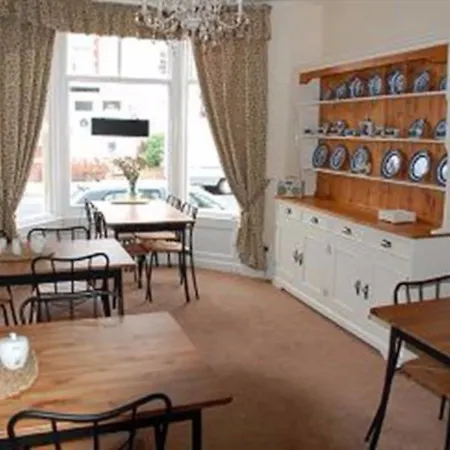 Bed & Breakfast Eden House