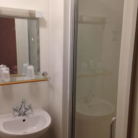 Windsor Park Guest house 4*