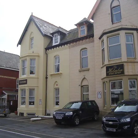 Tuxford House 2*