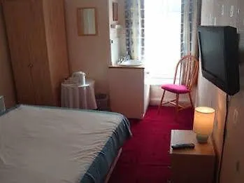 Tuxford House Гостевой дом