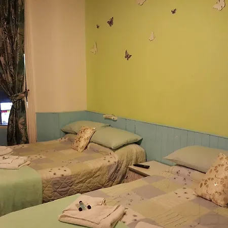 Guest house Darfield Blackpool
