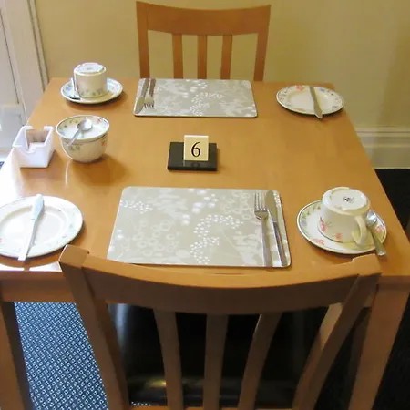 Bed & Breakfast The Waverley Blackpool