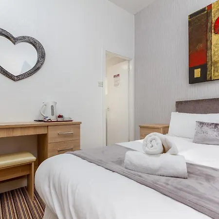 The Sandringham Court & Apartment-all Groups Welcome Hotel Blackpool